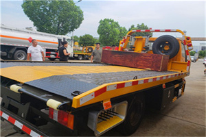 椒江附近拖车电话号码服务