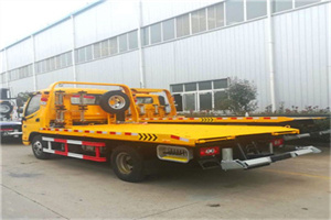 椒江附近拖车救援搭电